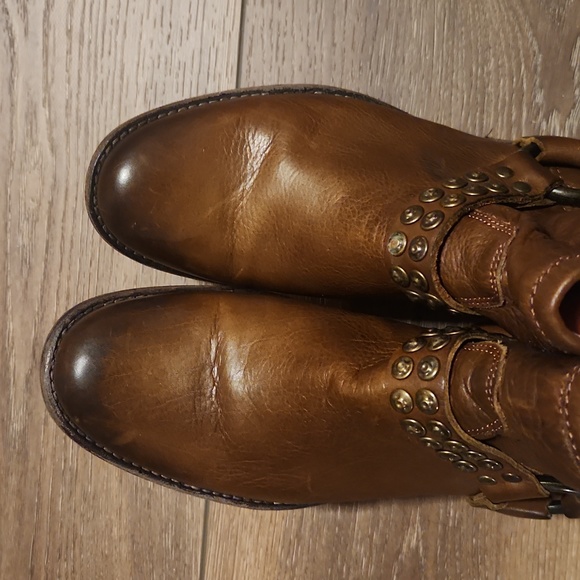 Frye boots 7 - Picture 5 of 10
